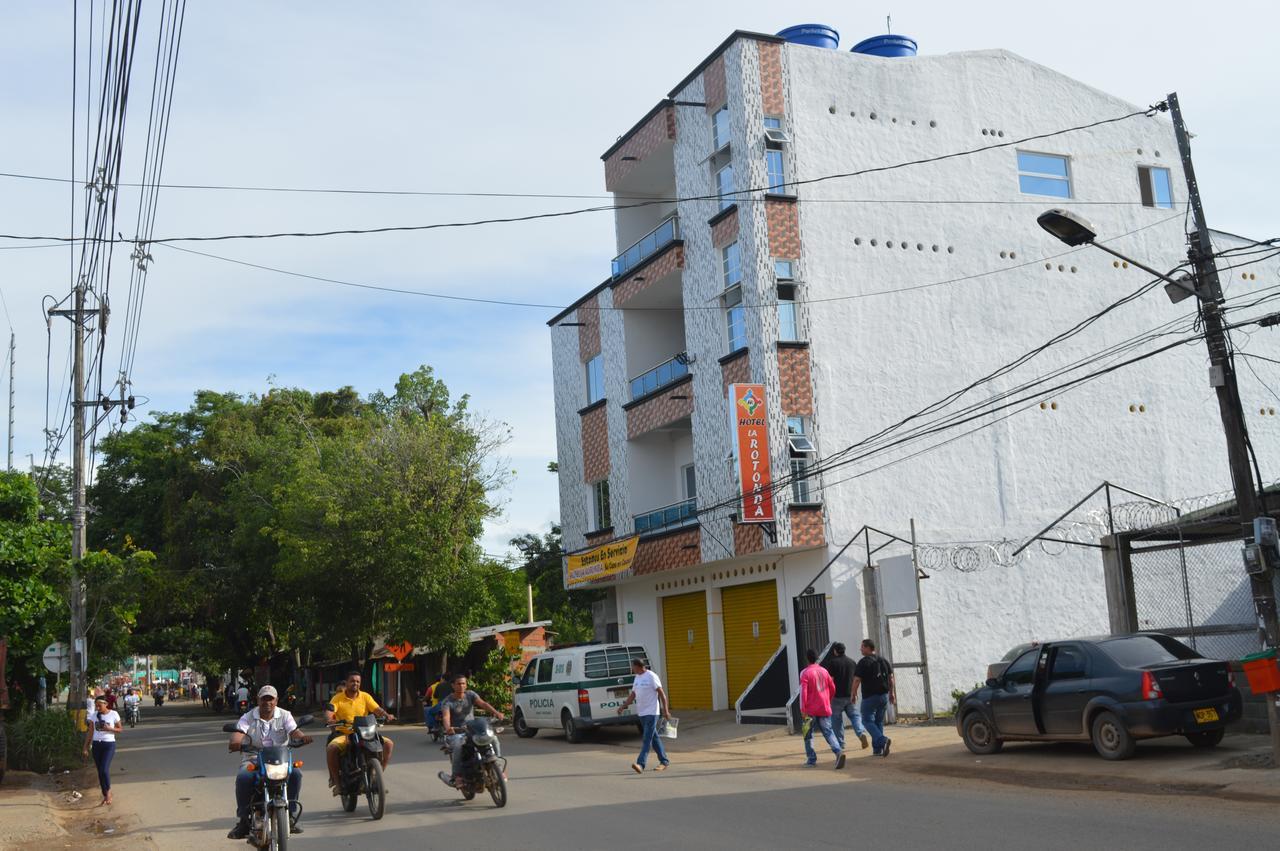 Hotel La Rotonda Caucasia Exterior photo